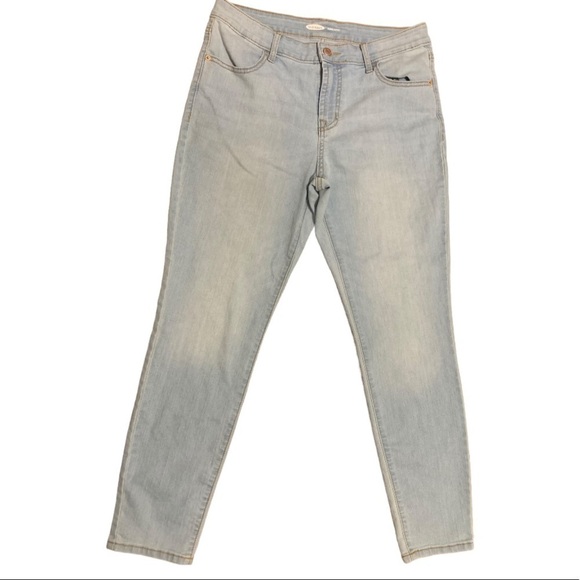 Old Navy Super Skinny Women’s Size 12 - Picture 1 of 11